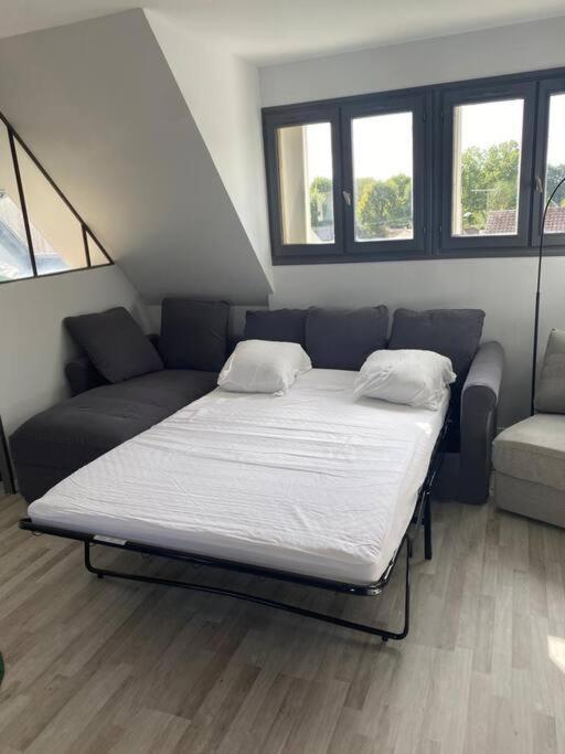 Magnifique Studio De Charme Evreux Luaran gambar